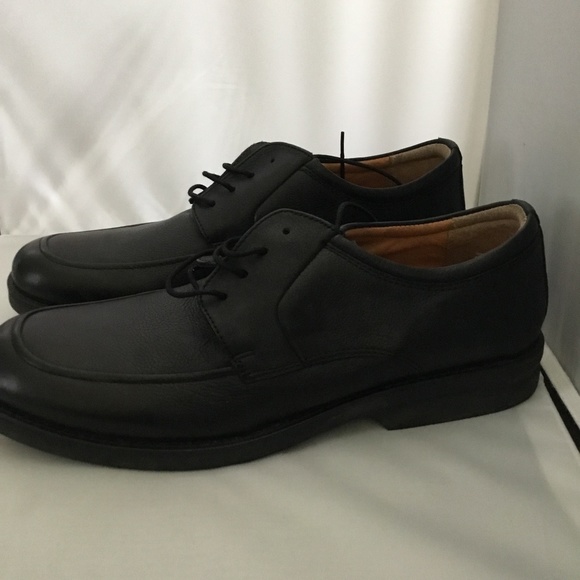 DRESS-UP SHOES FOR MEN. - Picture 2 of 6